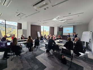 Obrazek przedstawia uczestników wydarzenia