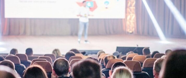 Widok uczestnika na konferencji