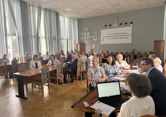 Zdjęcie przedstawia uczestników posiedzenia KS KSOW+