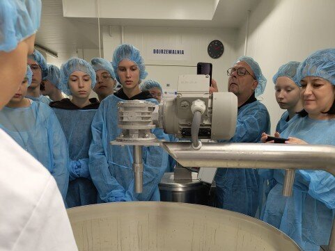 Zdjęcie przedstawia uczestników szkolenia