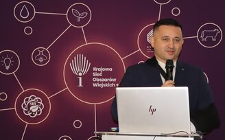 Zdjęcie przedstawia Dyrekotra Centrum Doradztwa Rolniczego w Brwinowie