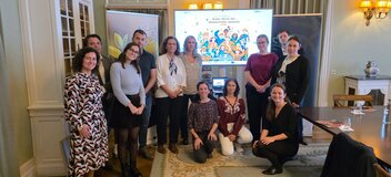 Obrazek przedstawia uczestników spotkania.