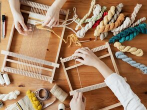 Zdjęcie przedstawia tkanie 