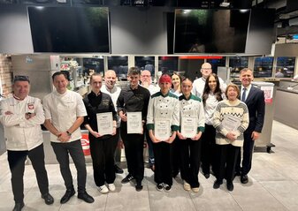 Obrazek przedstawia uczestników konkursu